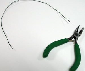 شاب ثلاثيني ينهي حياته بـ (سلك) في الكرك