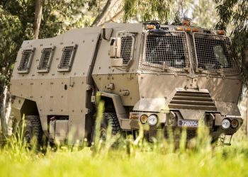 “القسام” توثق تدمير مدرعة “النمر” الإسرائيلية شرق الشجاعية