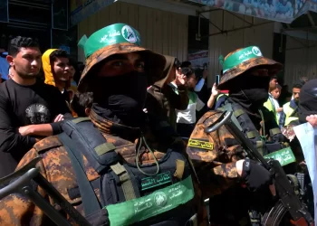 اسر ائيل .. حماس لا تزال تمتلك ترسانة من القذائف الصاروخية