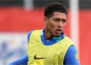 بيلينغهام يغادر معسكر إنجلترا قبل مباراتي تصفيات “يورو 2024”