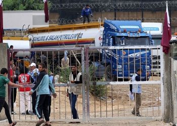 إسرائيل تصادق على دخول صهريجي سولار يوميا لقطاع غزة