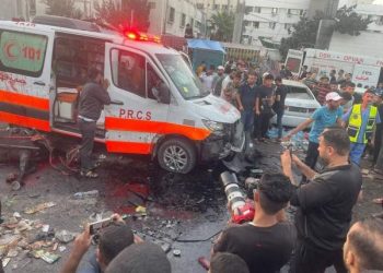 شهداء وجرحى باستهداف البوابة الرئيسية لمجمع الشفاء الطبي