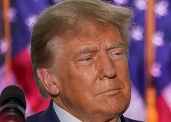 لم تشمل الأميركيين .. ترامب ينتقد صفقة الأسرى بين إسرائيل وحماس