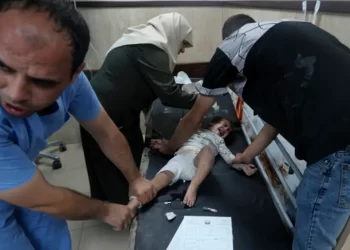 ازرعوا لي ساقي .. صرخة أطفال بترت أطرافهم في غزة