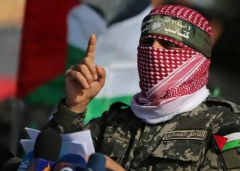 الملثم .. لا نتنياهو ولا صهاينة البيت الأبيض يستطعون تحرير جندي واحد