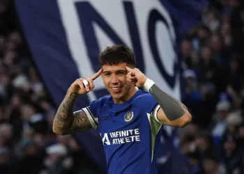 بسبب تشلسي .. “قرار غير مسبوق” في الدوري الإنجليزي