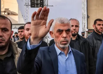 فرنسا تجمد أصول زعيم حركة حماس في قطاع غزة يحيى السنوار
