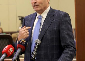 رئيس النواب يؤكد أهمية التمكين السياسي للمرأة والشباب