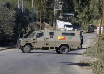 الاحتلال يعتقل 35 فلسطينياً بالضفة والقدس بينهم 3 نساء