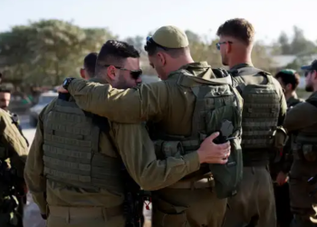 إصابة 8 جنود بجروح خطيرة بقطاع غزة