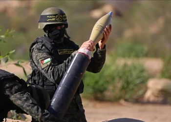 دفعة صاروخية إلى غلاف غزة و استهداف جنود العدو شرق خان يونس