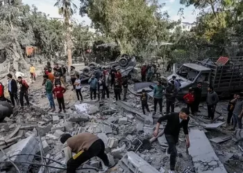 غارات ومعارك ضارية مع قوات جيش الاحتلال المتوغلة في عدة محاور في غزة