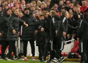 كلوب يهاجم جماهير ليفربول