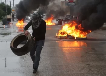 مواجهات مع قوات الاحتلال واشتباكات مسلحة في مناطق عدة بالضفة