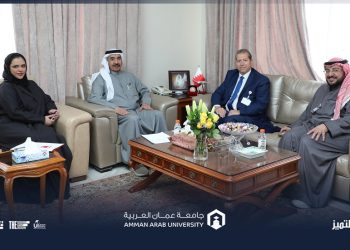 رئيس جامعة عمان العربية يزور سفارة مملكة البحرين