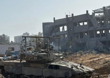 غزة تبتلع الآليات الإسرائيلية والجنود من نقطة صفر بالأسلحة الرشاشة والقنابل اليدوية