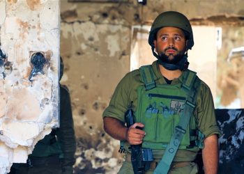 الدواء مقابل الدواء .. تفاصيل مهمة عن أحداث صفقة بين حماس وإسرائيل!