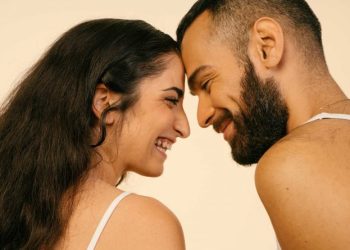 ضروري مناقشة تفاصيل ممارسة الحب والخطوط الحمراء