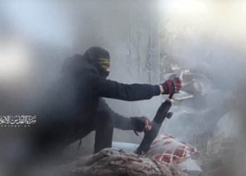 بقذائف الهاون والصواريخ.. المقاومة تستهدف تجمعات ودبابات الاحتلال