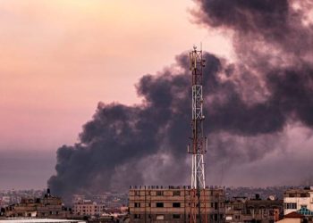 قصف مدفعي عنيف بمحيط مستشفى الأمل في خان يونس