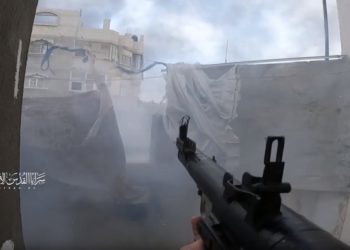 المقاومة تشتبك مع قوات الاحتلال في عدة محاور وتمنع تقدمها في خان يونس