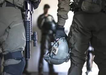 غزة تفتك بواحدة من أبرز وحدات نخبة الاحتلال.. آخر قتلاها متخصص بكشف الأنفاق