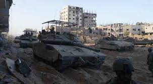 ما الذي يجري في مجمع ناصر بخانيونس بعد حصاره من الاحتلال