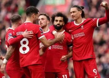 محمد صلاح يبلغ ليفربول برحيله في نهاية الموسم