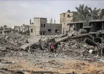 غارات عنيفة على خانيونس واستمرار حصار الشفاء واقتحام مشفيي ناصر والأمل