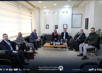 مباحثات لتعزيز التعاون الأكاديمي بين “عمان العربية” وسفارة مملكة تايلند