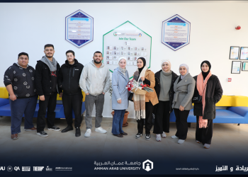 بمناسبة عيد الأم كلية الصيدلة في جامعة عمان العربية تطلق مبادرة “أنتِ العطاء”