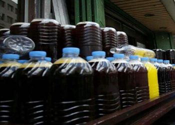 إتلاف1000 لتر عصائر في كشك يتم تزويده بها من مشغل محاذ من خلال ماسورة