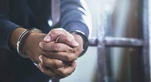 رفضت الافصاح لزوجها عن الارقام على هاتفها.. فضربها بـ بربيش حتى الموت