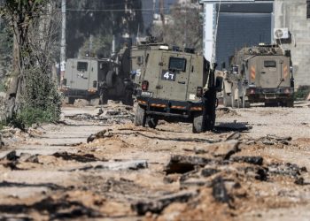 شهيد وإصابة 4 جنود بعملية عسكرية واسعة للاحتلال في مخيم “نور شمس”