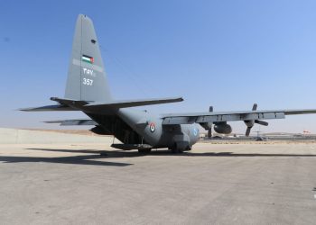 القوات المسلحة.. 3 إنزالات جوية جديدة بمشاركة مصر