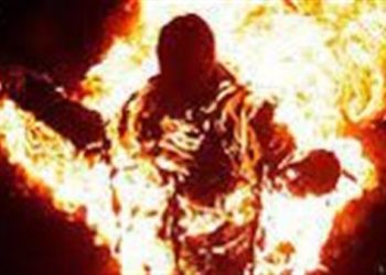 غدر بيا انتقمت منه.. حبس فتاة أشعلت النيران في عشيقها بالعمرانية