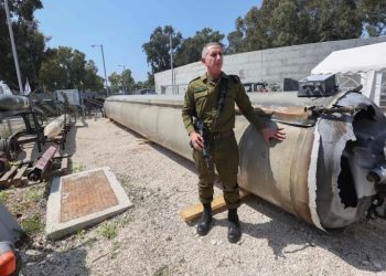 معاريف تفند رواية جيش الاحتلال وتكشف إصابة إيران لمفاعل ديمونة