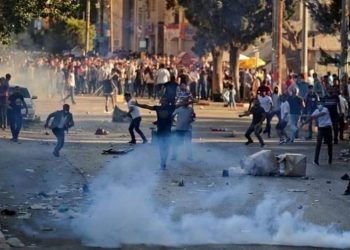 مواجهات في نابلس إثر اقتحام المستوطنين لقبر يوسف بحماية جيش الاحتلال