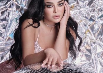 لم تشاهدها من قبل.. هيفاء وهبي في ظهور نادر تكشف عن جمالها الطبيعي