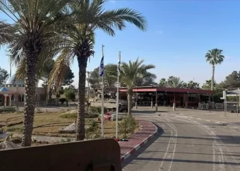 جيش الاحتلال يعلن السيطرة على معبر رفح “بشكل كامل”