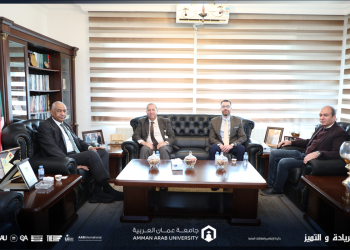 السفير السوداني يستقبل رئيس جامعة عمان العربية لبحث تعزيز التعاون الأكاديمي والبحثي