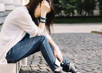 السجن لأردني نشر صورا إباحية لزوجته مع شخص آخر- فيديو