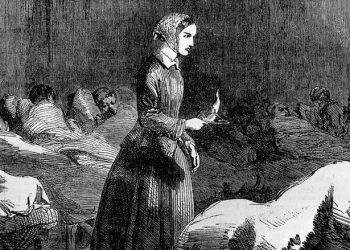 قصة “سيدة المصباح” التي أنقذت الكثير من الأرواح