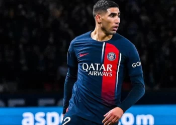 باريس سان جيرمان يحسم مستقبل أشرف حكيمي