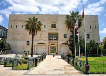 خبر سار..  العفو العام يشمل غرامات المسقفات والمعارف