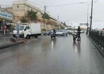 11 إصابة بحادث تصادم بين حافلة و3 مركبات في نفق الجمرك العاصمة عمان