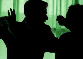 مشاجرة وشتائم بين نائب وعين بسبب “صلاة المغرب” في أحد المساجد