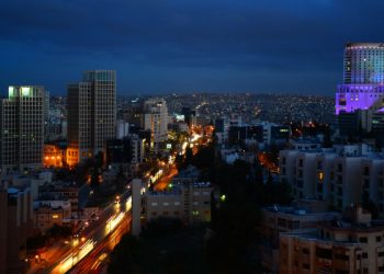 كتلة هوائية معتدلة “طويلة التأثير” تبدأ منتصف الأسبوع المقبل