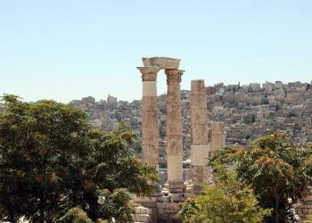 طقس الاردن .. أجواء حارة في اغلب المناطق وانخفاض الحرارة مساء السبت