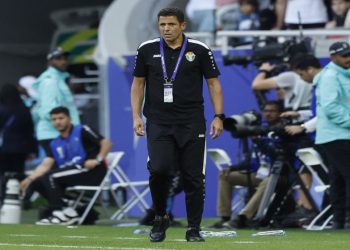 المدرب عموته “يفضفض” عن سبب رحيله عن النشامى